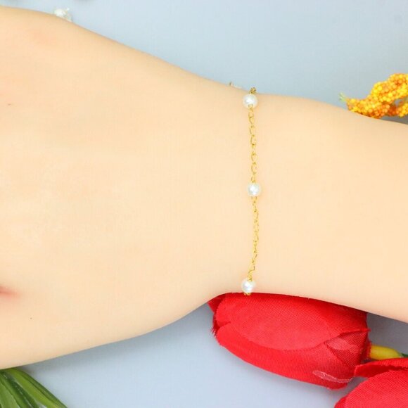 "Elegant & Trendy Bracelet, A Perfect Gift for Women, Thoughtful, EVCH1164 - Picture 2 of 11